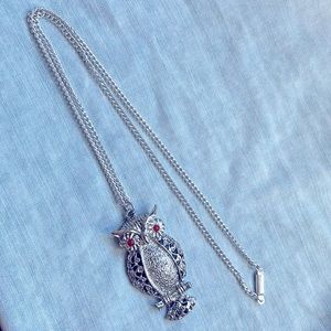 Hong Kong necklace with owl pendant